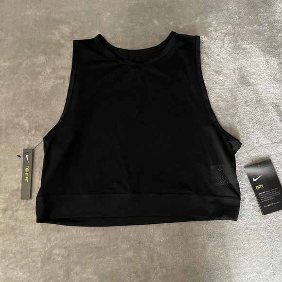 NWT Nike Dri-Fit black top Size Large - Picture 1 of 2